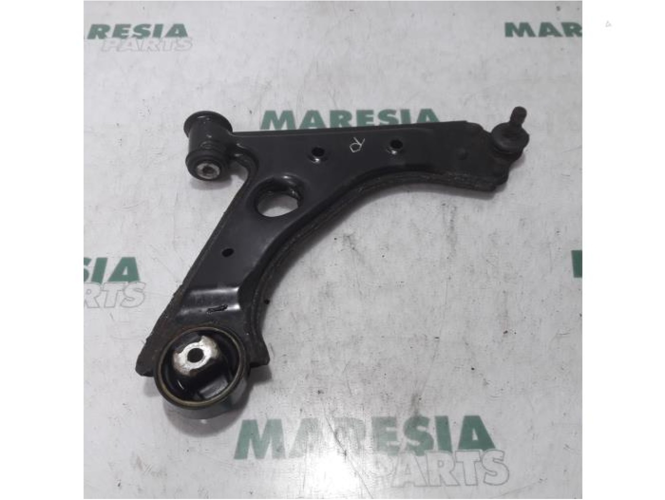 Fiat - Punto - Front lower wishbone, right