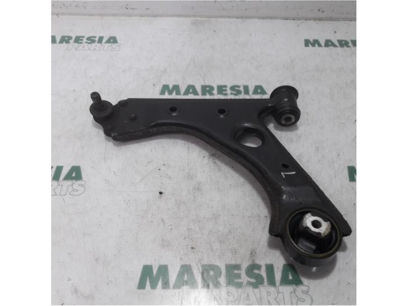 Fiat - Punto - Front lower wishbone, left