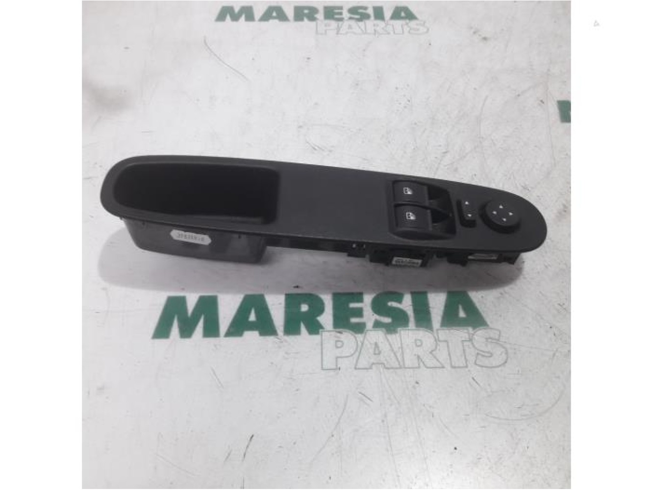 Fiat - Punto - Multi-functional window switch