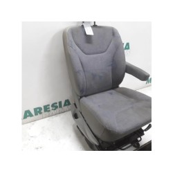 Renault - Trafic - Seat, right