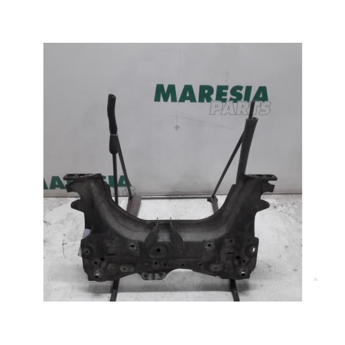 Renault - Clio - Subframe