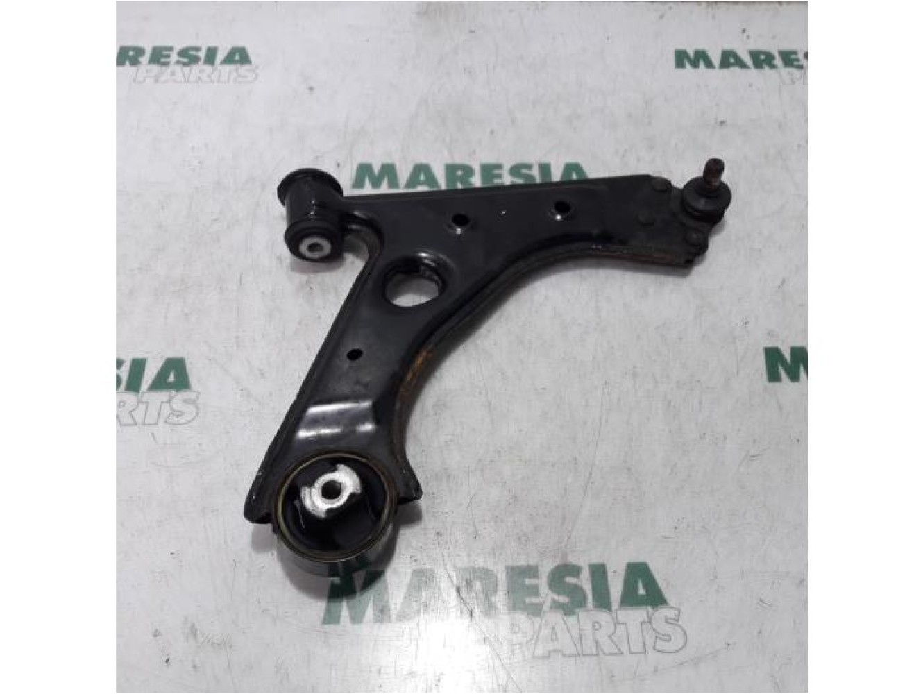 Fiat - Punto - Front lower wishbone, right