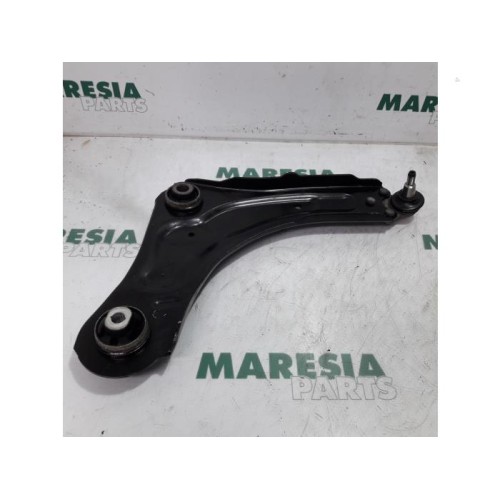 Renault - Megane - Front lower wishbone, right