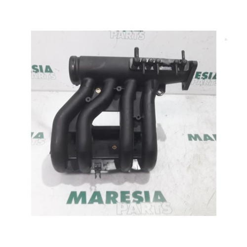 Renault - Twingo - Intake manifold