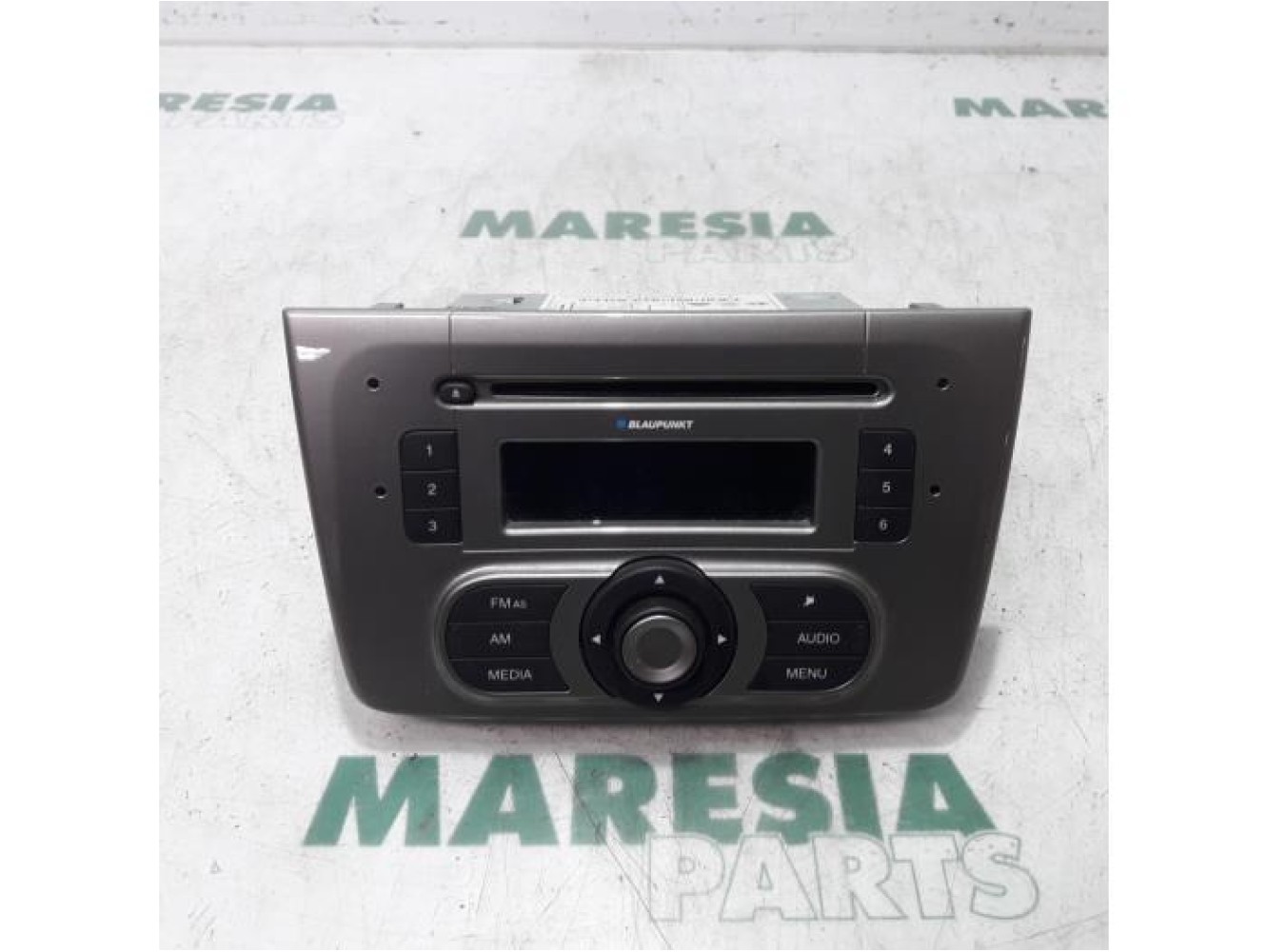 Alfa Romeo - Mito - Radio CD player