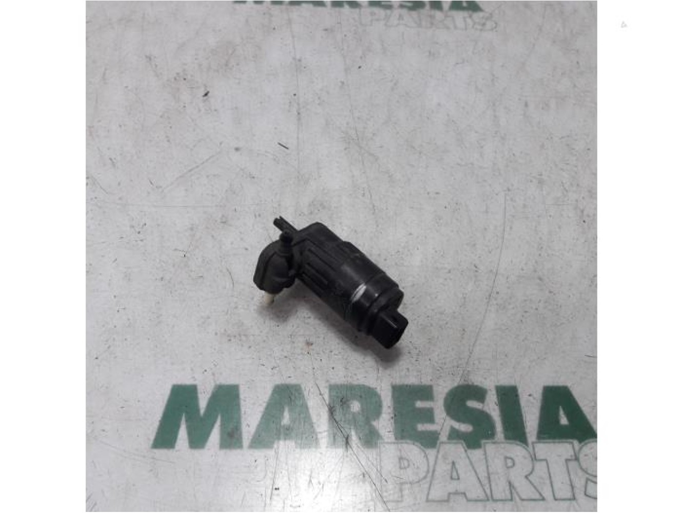 Alfa Romeo - Mito - Scheibensprüherpumpe vorne