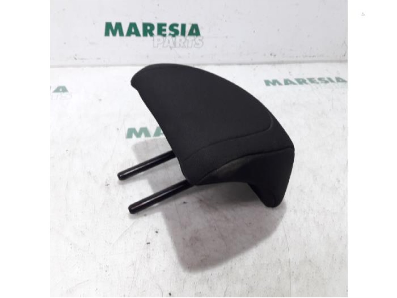 Citroen - C5 - Headrest