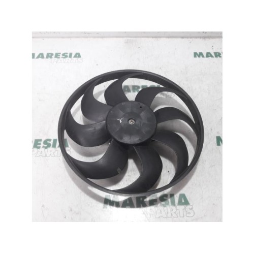 Renault - Clio - Fan motor