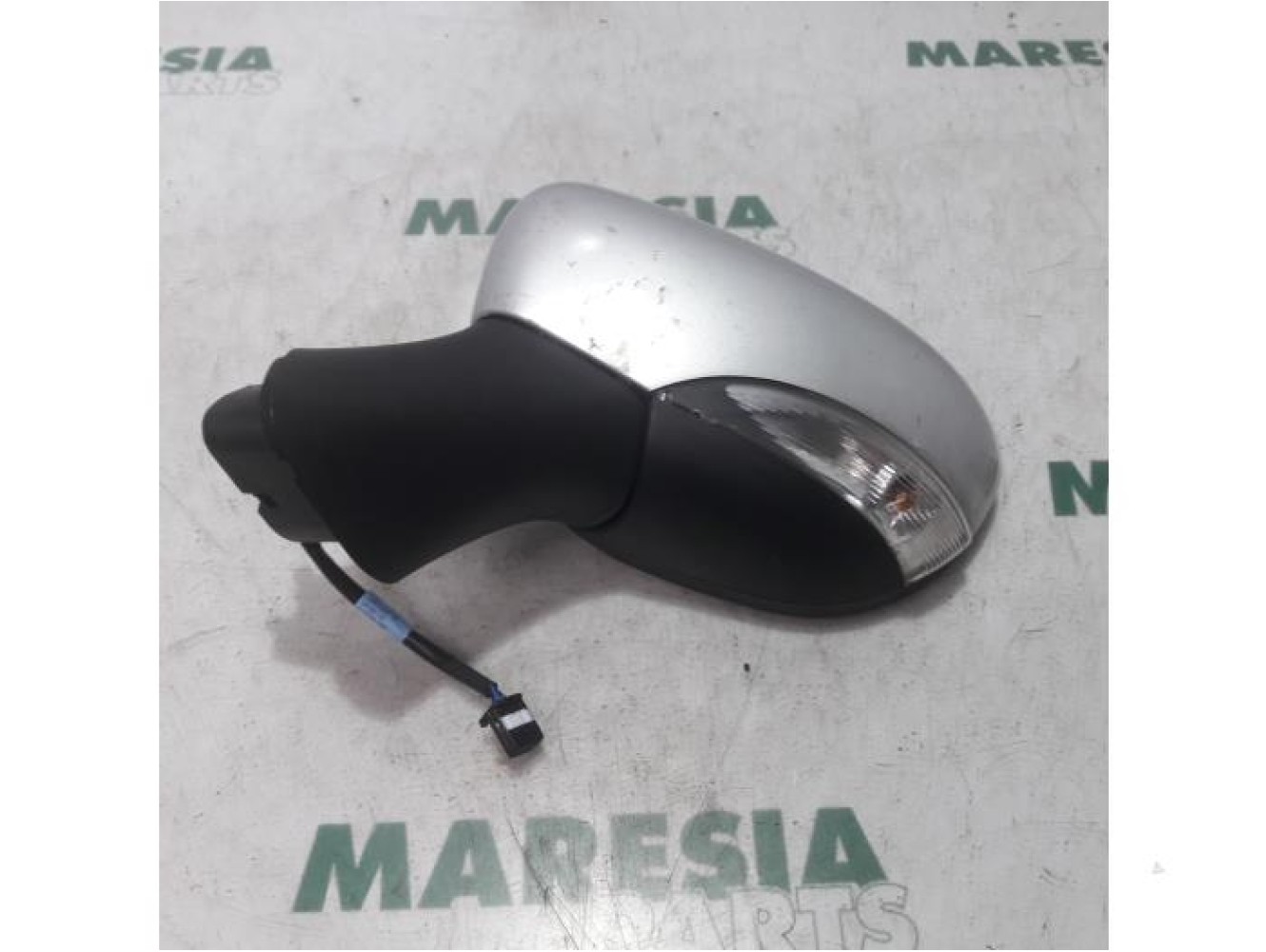 Renault - Clio - Wing mirror, left