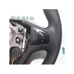 Renault - Clio - Volant