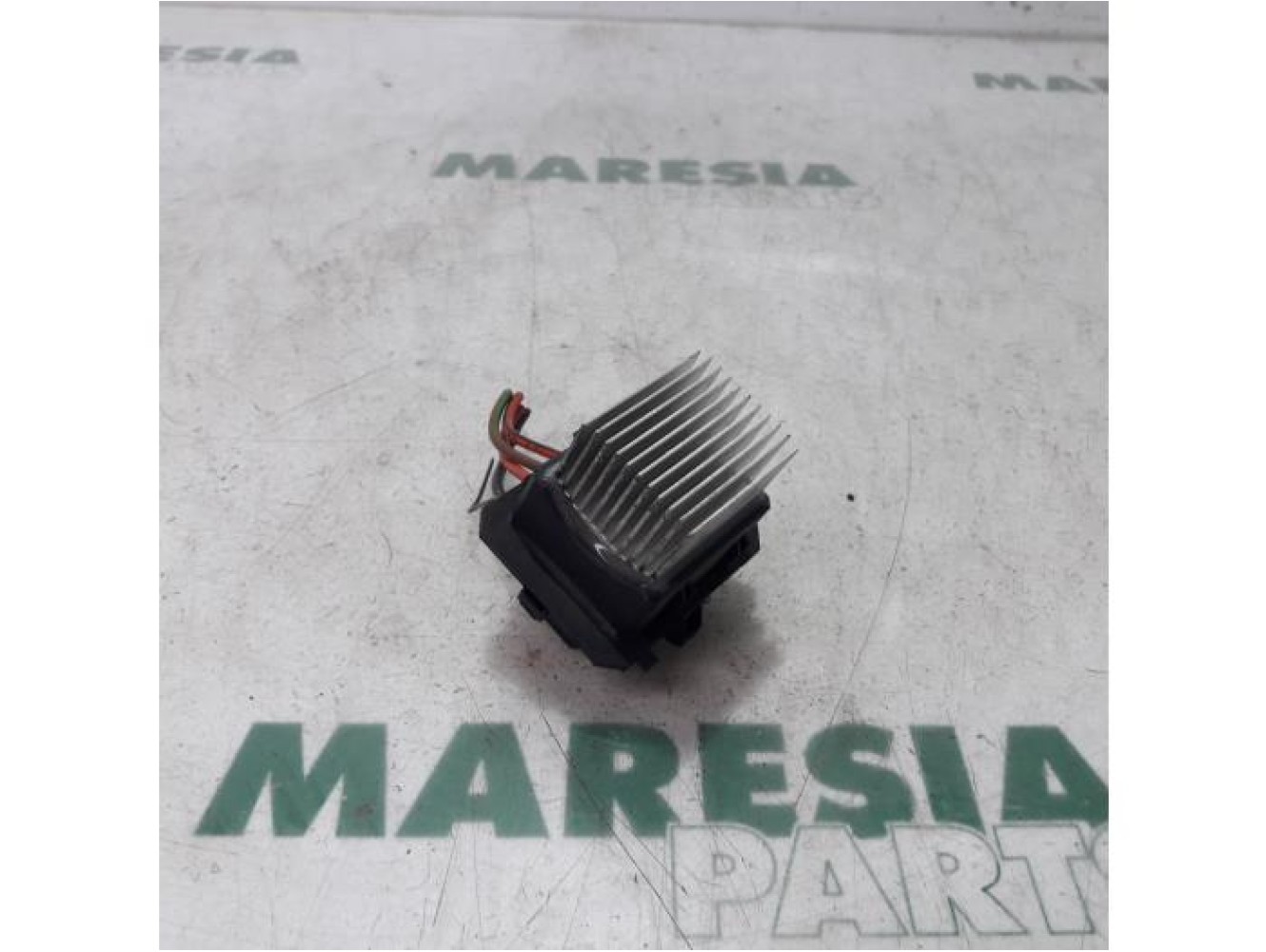 Renault - Clio - Heater resistor