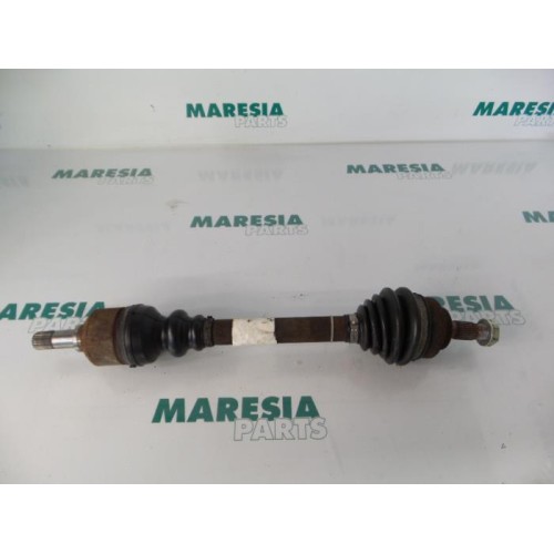 Peugeot - 307 - Aandrijfas links-voor