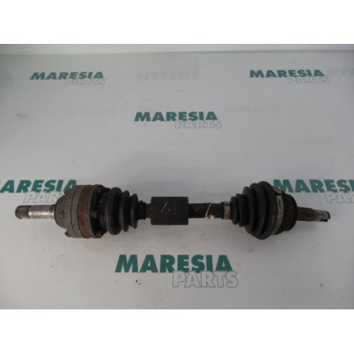 Alfa Romeo - 147 - Antriebswelle links vorne