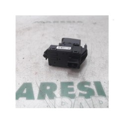Renault - Megane - Parking brake switch