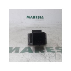 Renault - Megane - Glow plug relay