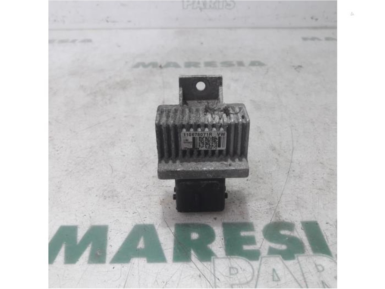 Renault - Megane - Glow plug relay