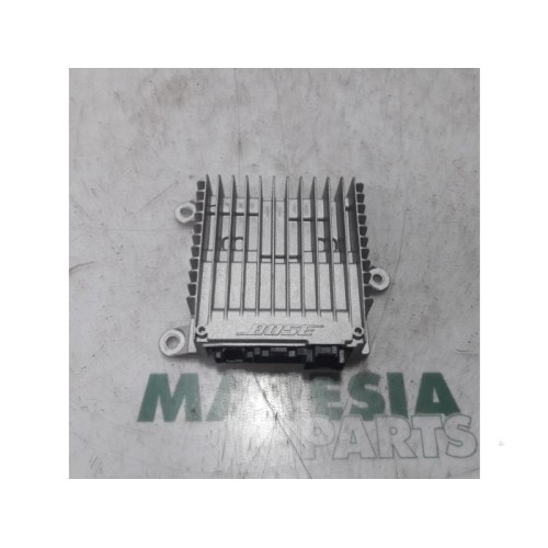 Renault - Megane - Radio amplifier