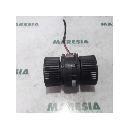 Renault - Megane - Heating and ventilation fan motor