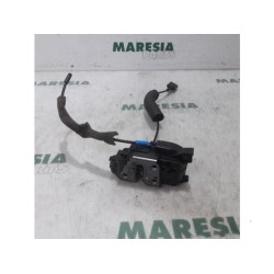 Renault - Megane - Front door lock mechanism 4-door, right