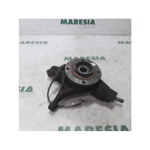 Peugeot - 307 - Knuckle, front right