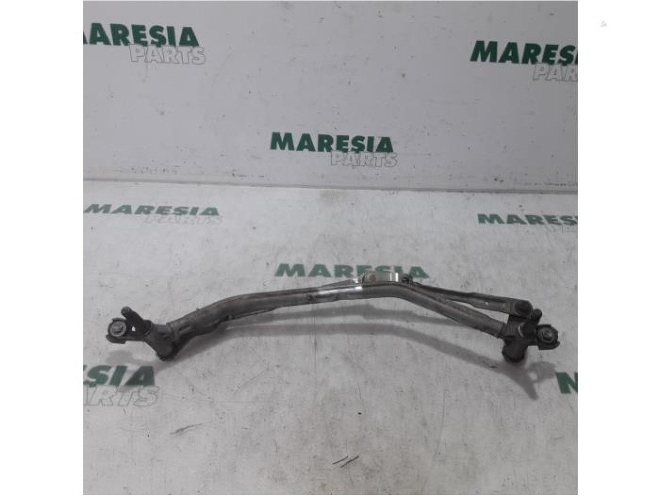 Peugeot - 207 - Wiper mechanism