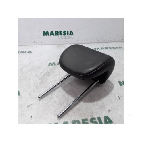 Lancia - Y(Psilon) - Headrest