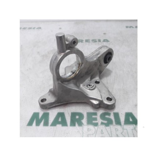 Fiat - Scudo - Engine mount