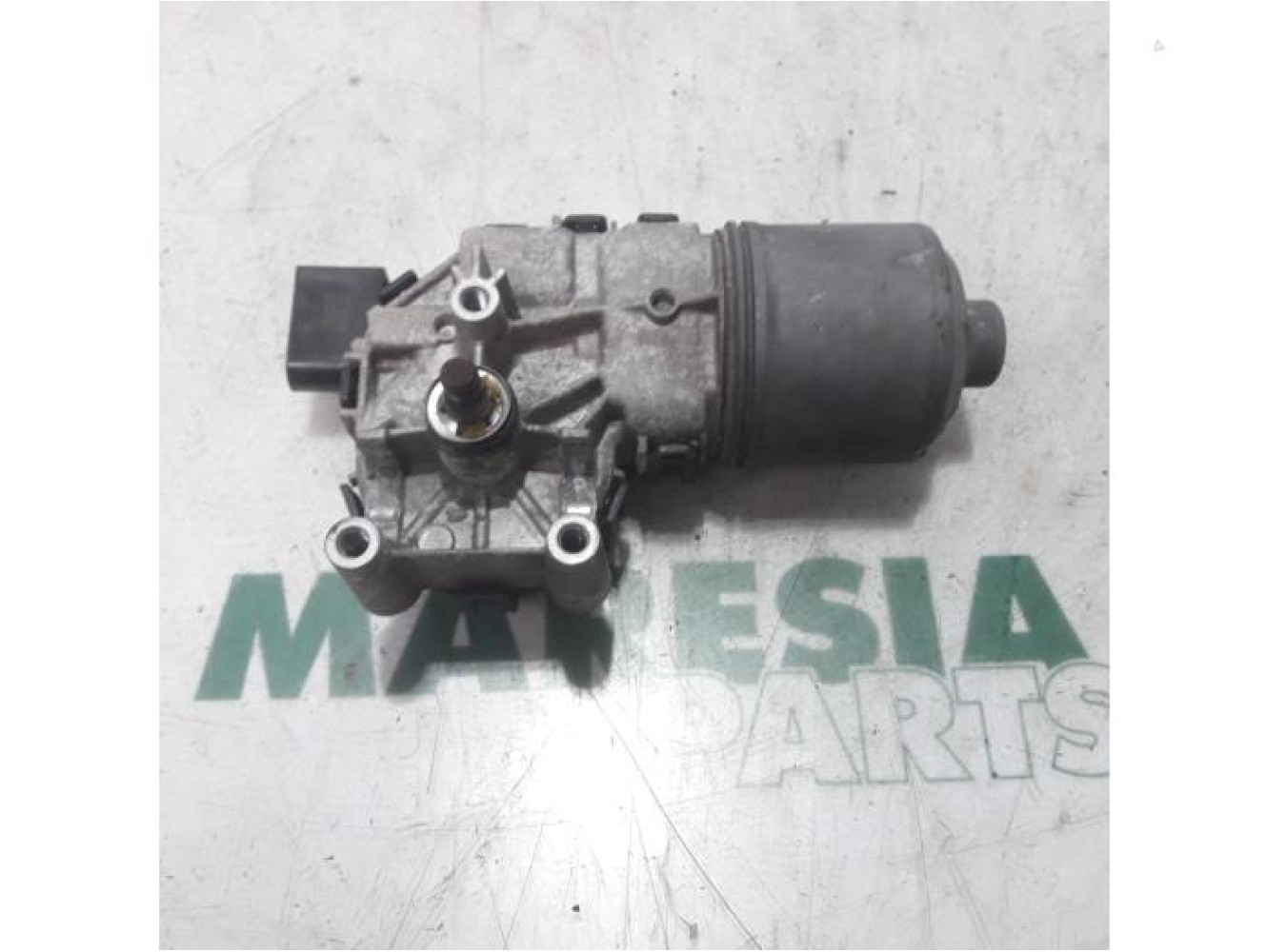 Fiat - Doblo - Front wiper motor