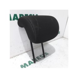 Renault - Clio - Headrest