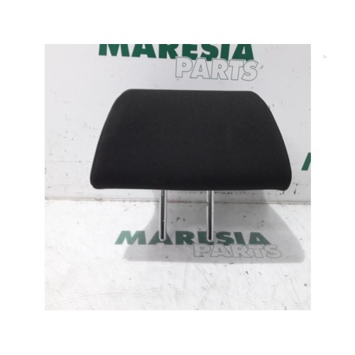 Peugeot - 207 - Headrest