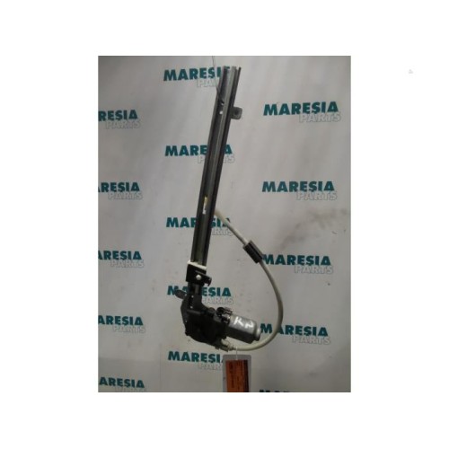 Renault - Laguna - Rear door window mechanism 4-door, right