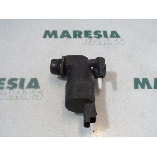 Citroen - C3 - Windscreen washer pump