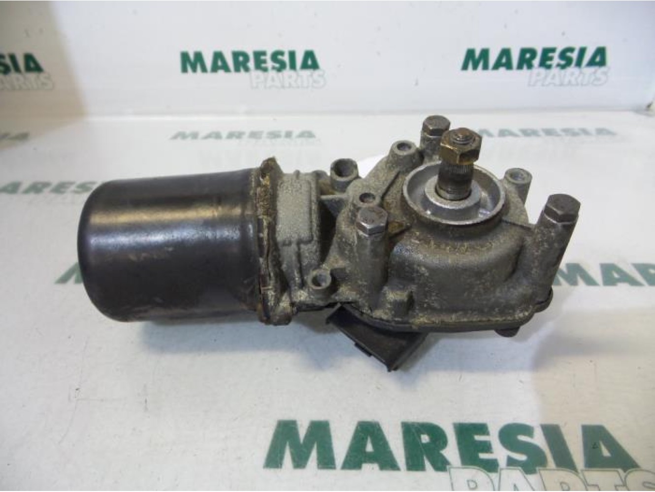 Renault - Laguna - Front wiper motor