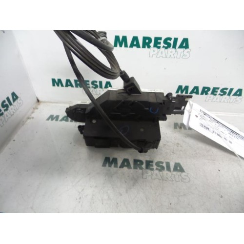 Peugeot - 207 - Front door lock mechanism 4-door, right