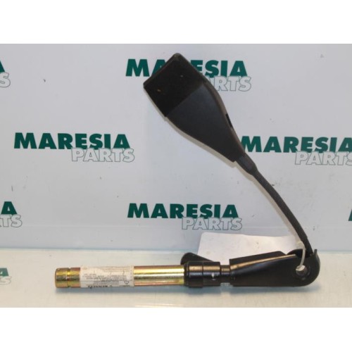 Renault - Laguna - Seatbelt tensioner, right