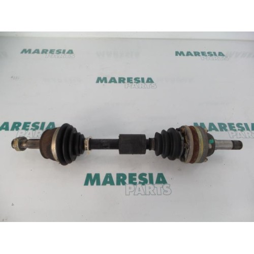 Alfa Romeo - 156 - Aandrijfas links-voor