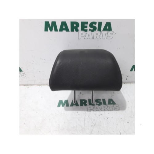 Peugeot - 207 - Headrest
