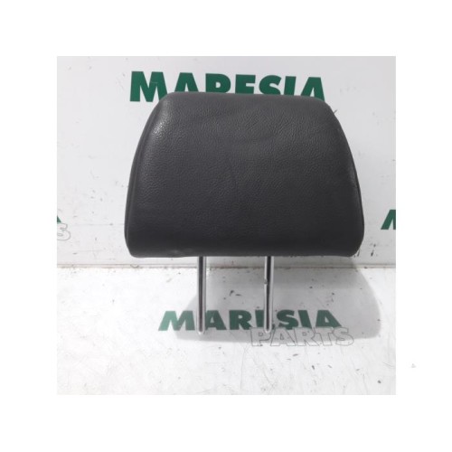 Peugeot - 207 - Headrest
