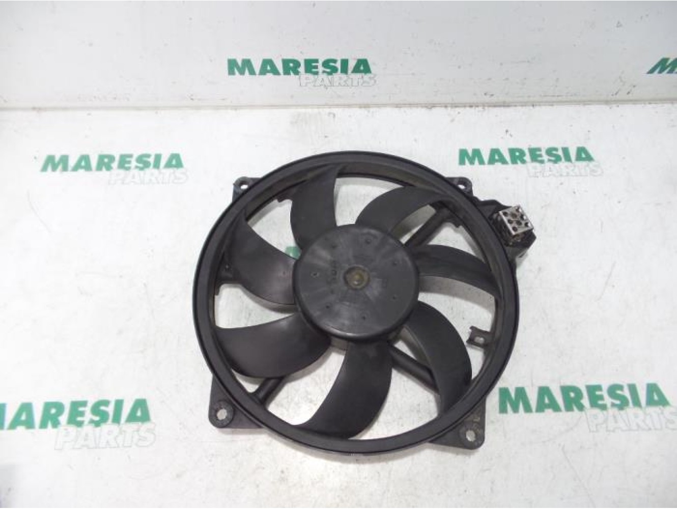Renault - Megane - Fan motor