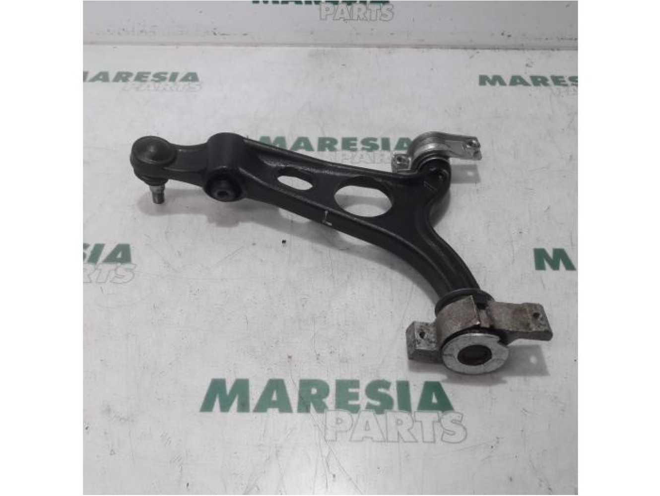 Alfa Romeo - GT - Querlenker unten links vorne