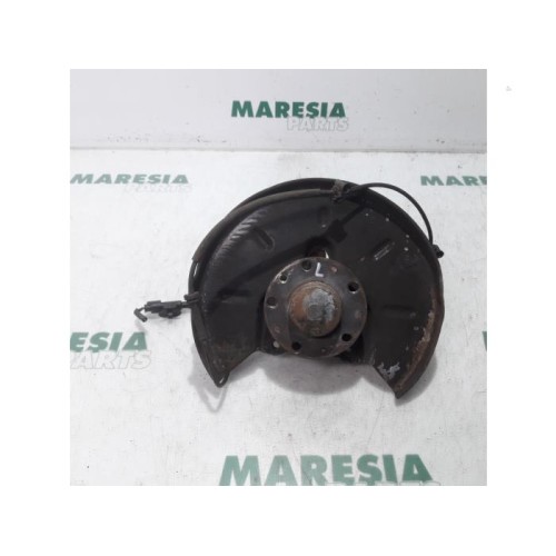 Alfa Romeo - GT - Achsschenkel links hinten