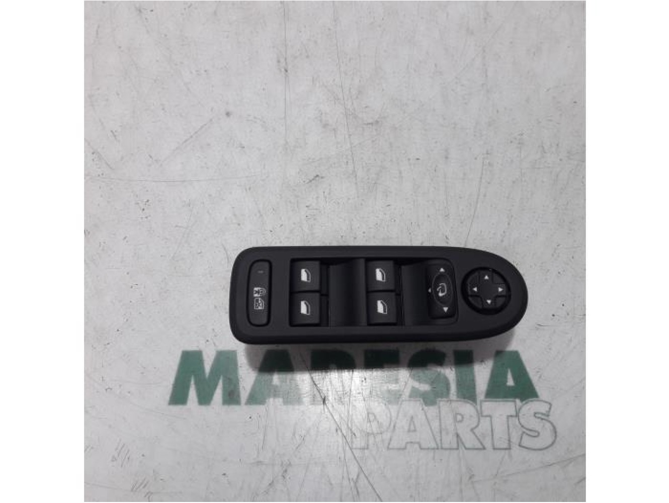 Peugeot - 508 - Multi-functional window switch