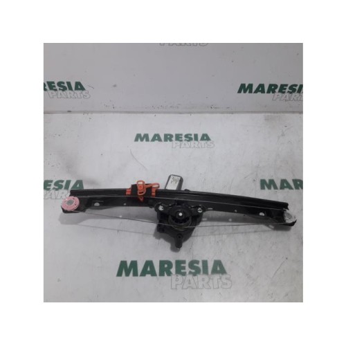 Fiat - Punto - Window mechanism 4-door, front right