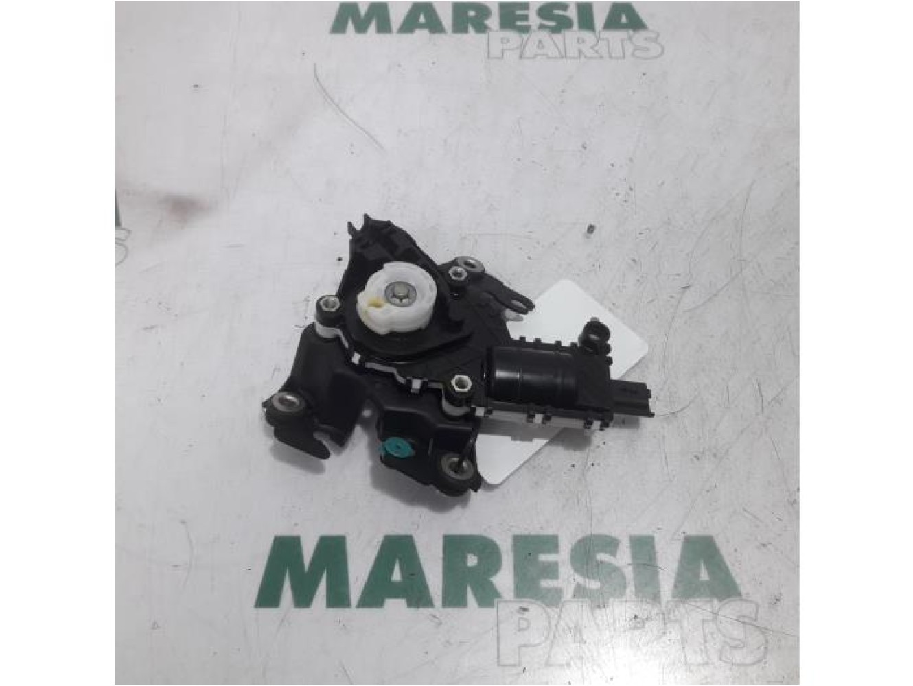 Peugeot - 508 - Tailgate lock mechanism