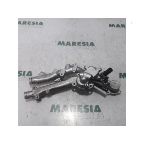 Peugeot - 607 - Thermostat housing