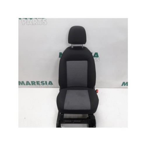Fiat - Doblo - Seat, right