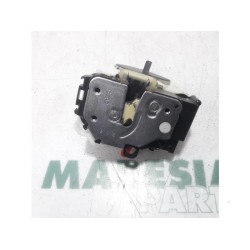 Fiat - Doblo - Minibus/van rear door lock mechanism