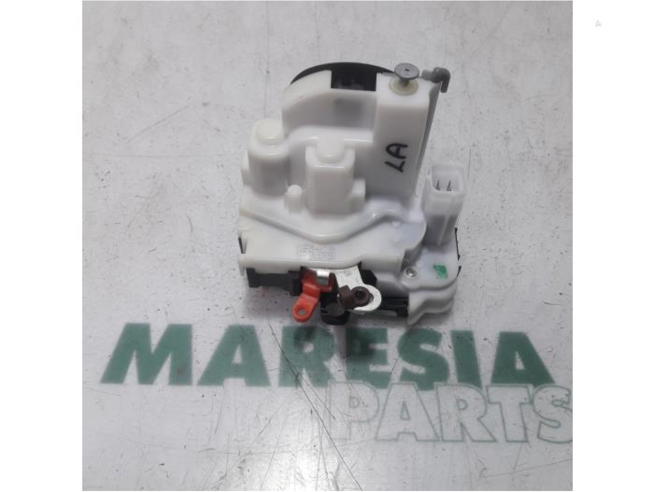 Fiat - Doblo - Minibus/van rear door lock mechanism