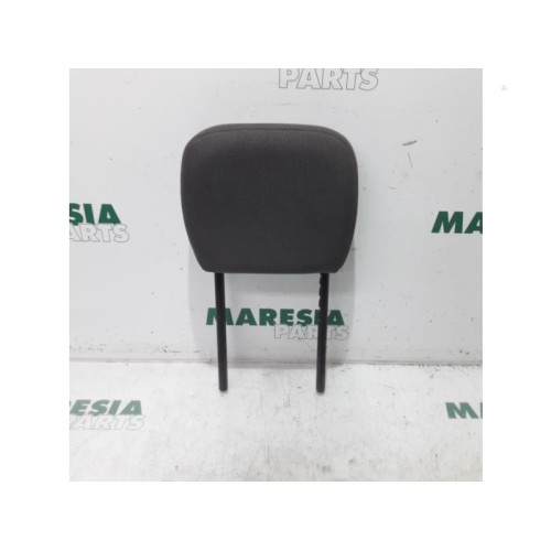 Citroen - Berlingo - Headrest