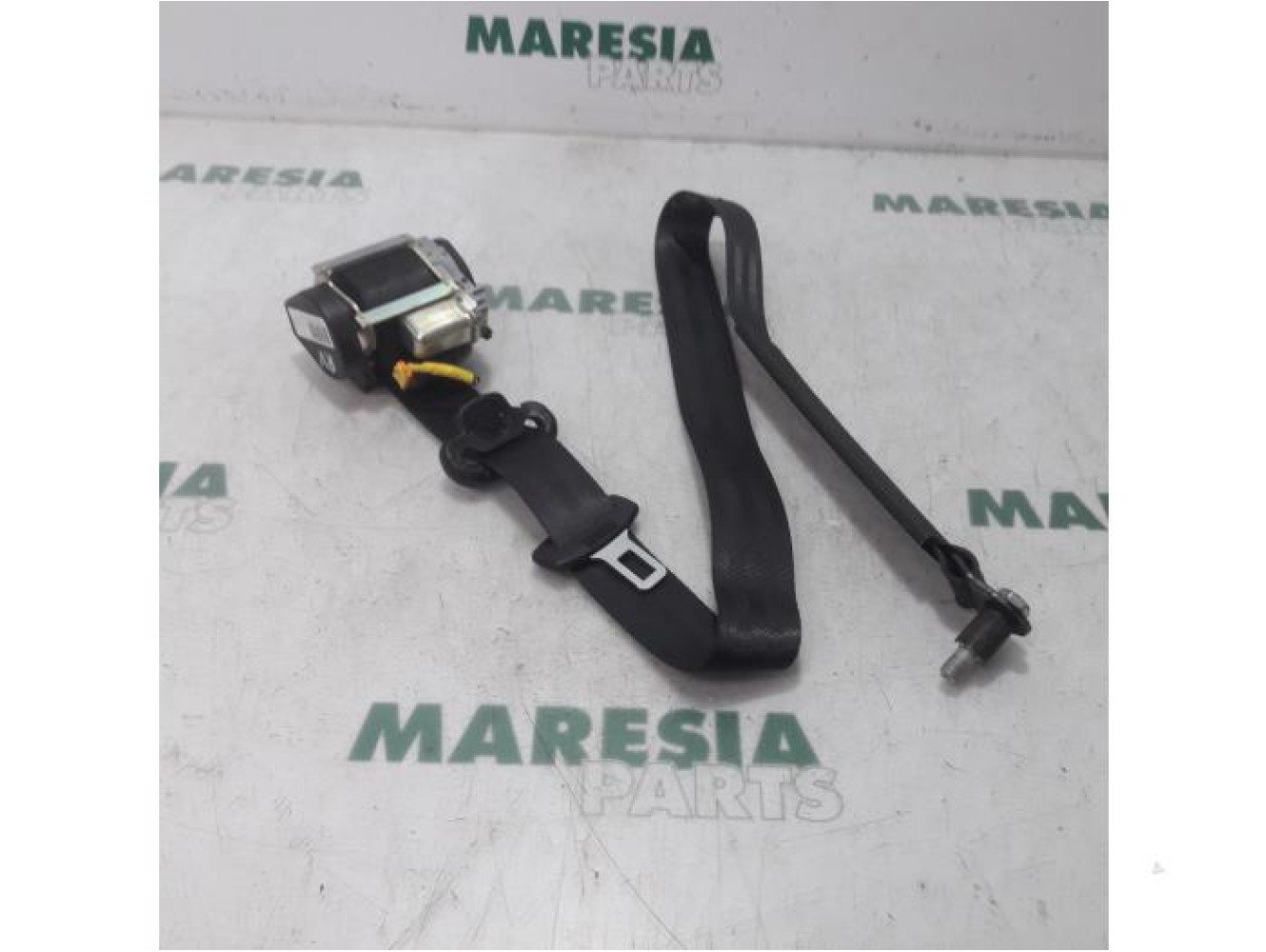 Fiat - Doblo - Front seatbelt, right